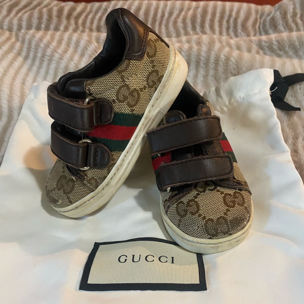 Gucci shoes for baby size 20